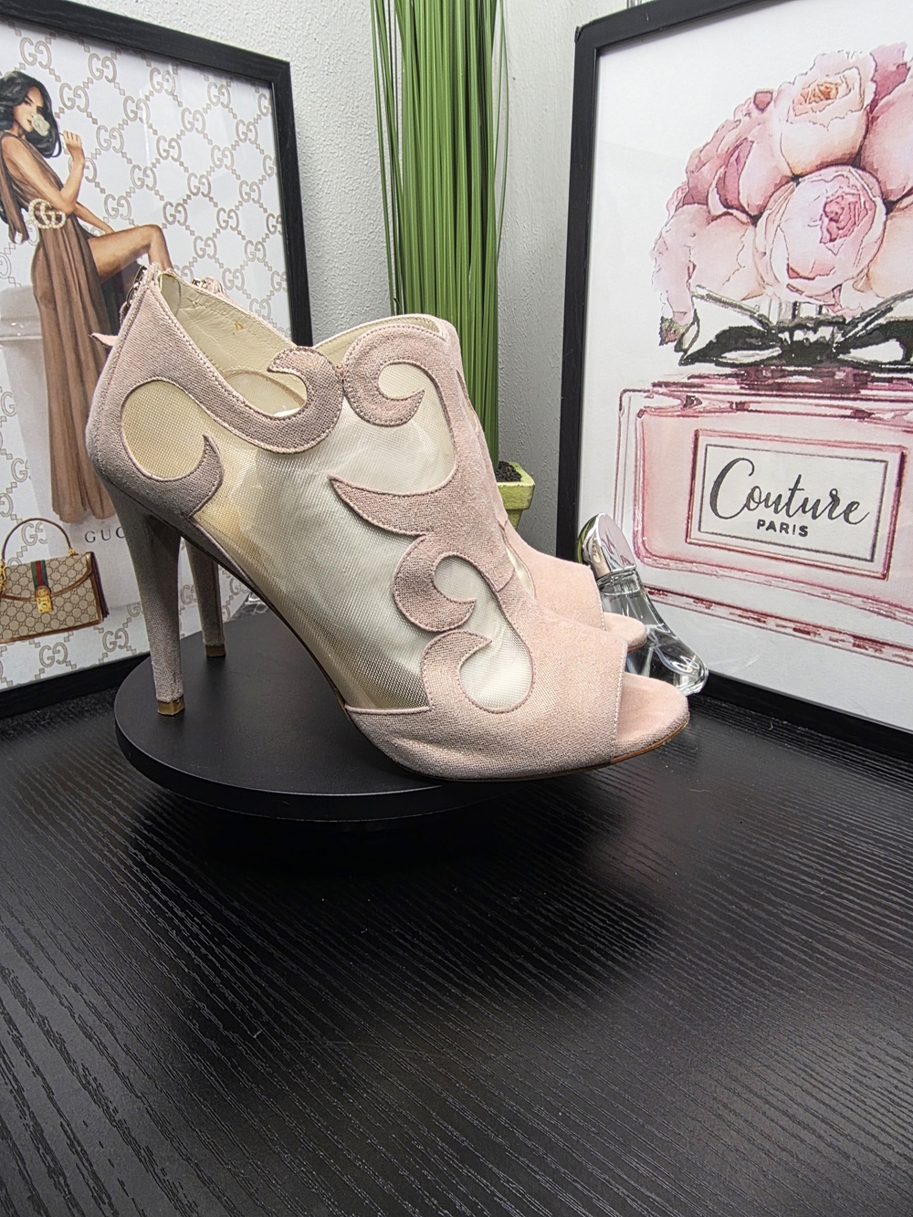 Stuart Weitzman Showbiz Heels - Picture 2 of 8